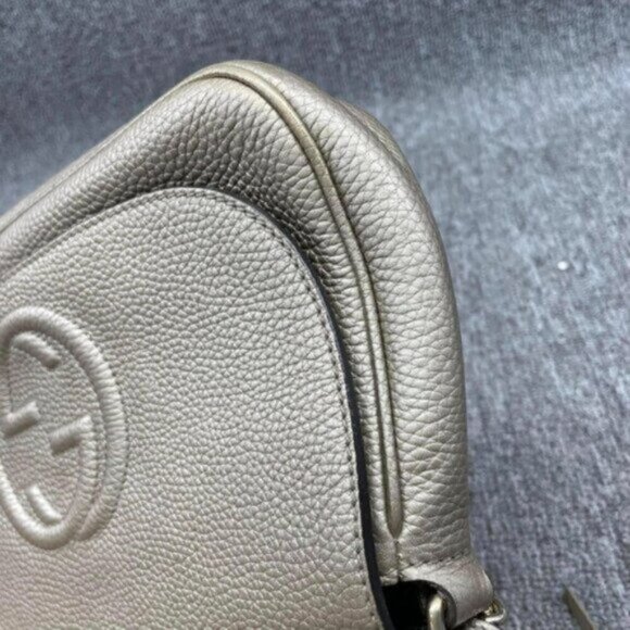 Gucci Soho Gold Metallic Shoulder Bag 468-082625 - Picture 4 of 16